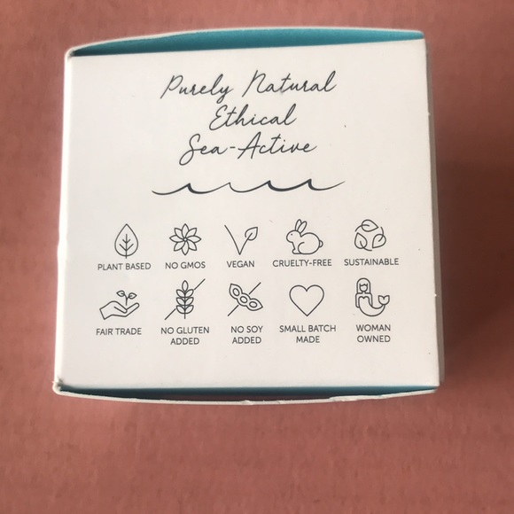 BRAND NEW IN BOX! EARTH HARBOR MERMAID MILK - Picture 7 of 13